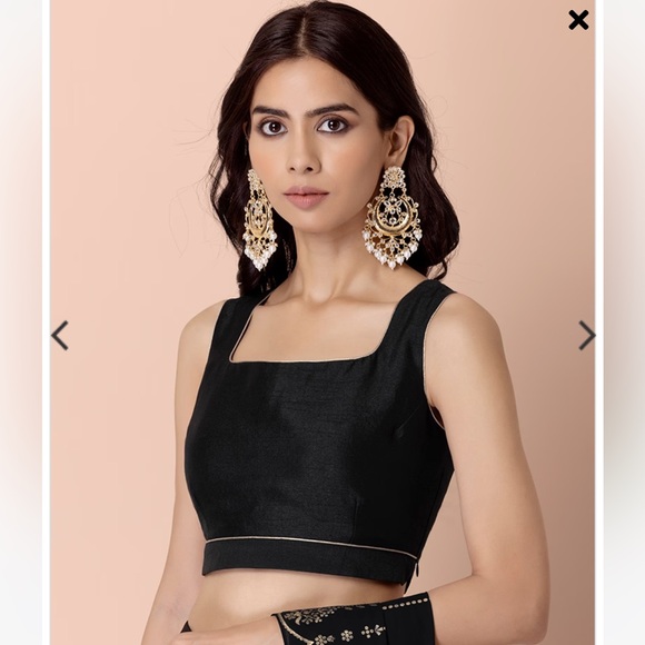 Black Square Neck Crop Top - Picture 5 of 6